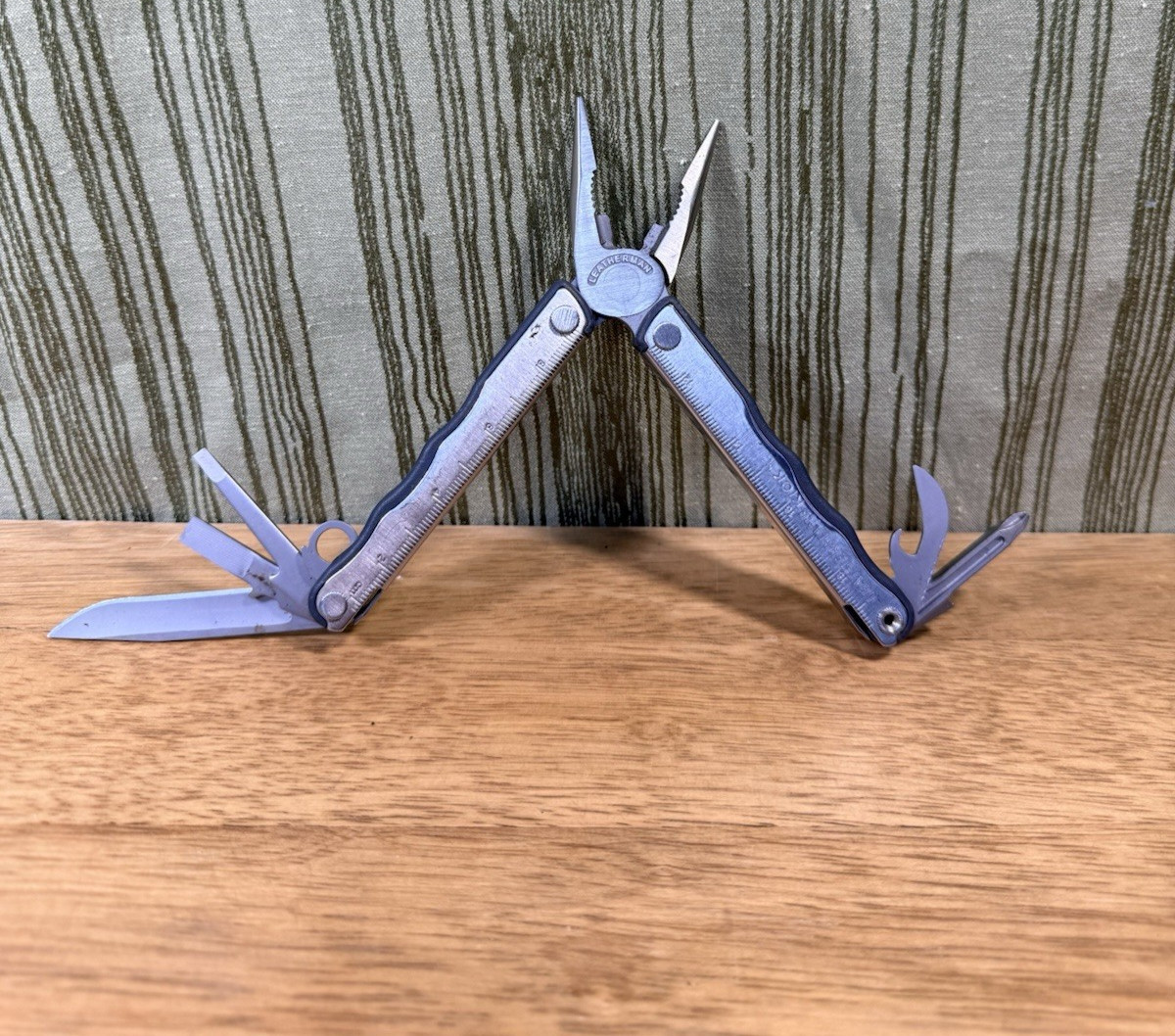 Leatherman Kick Retired Multi-Tool Stainless Steel Pocket Tool w/ Pliers Knife