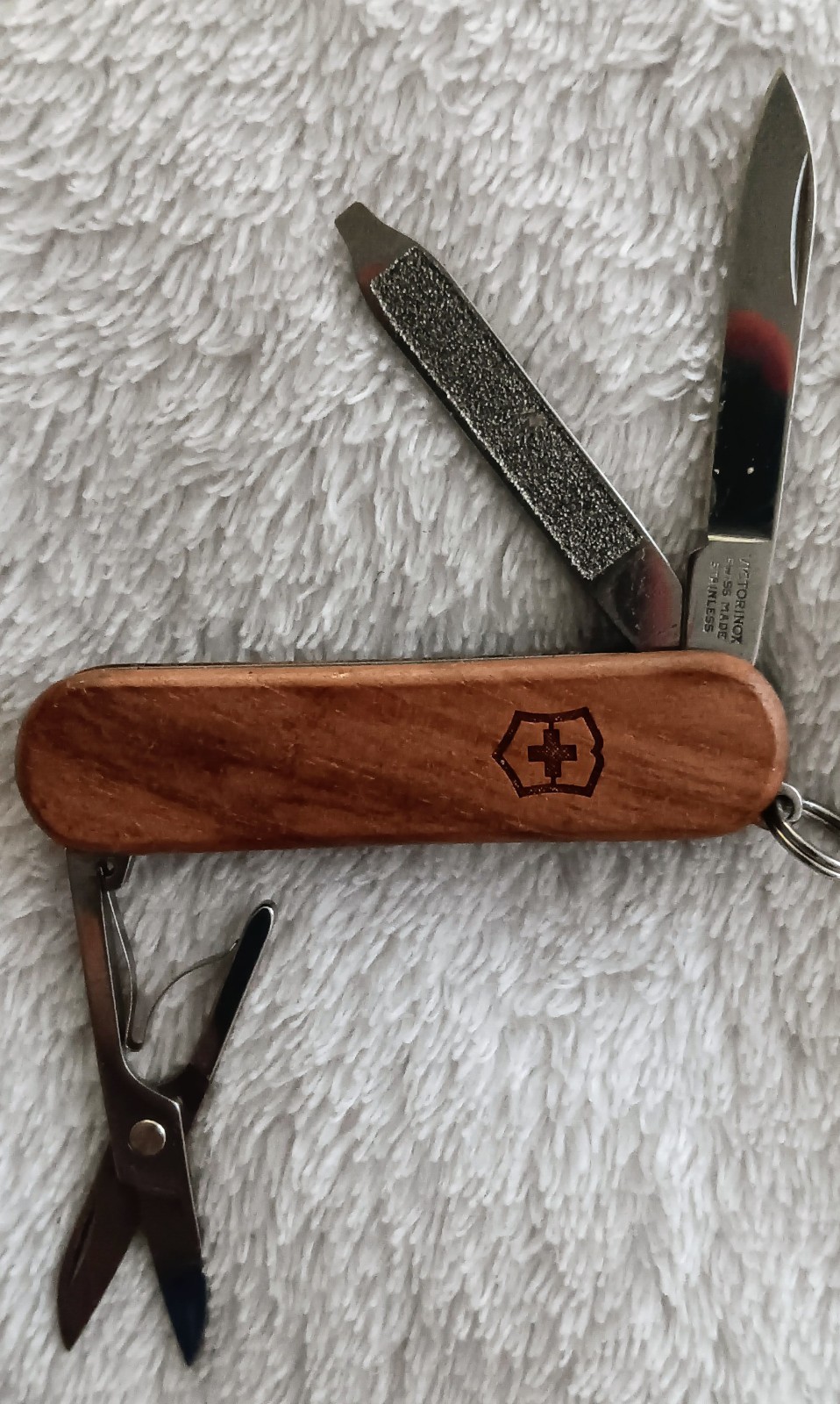 Victorinox Swiss Army Classic SD Wood Multi-Tool Scissors/File 2.25″