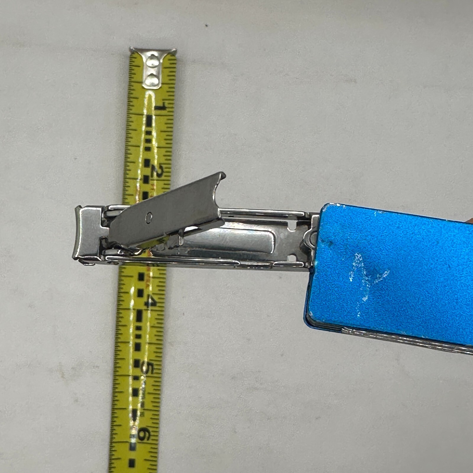 POCKET TOOLS MULTI WALKING GEARS OPEN MULTIFUNCTIONAL MINI KNIFE NAIL CLIPPERS