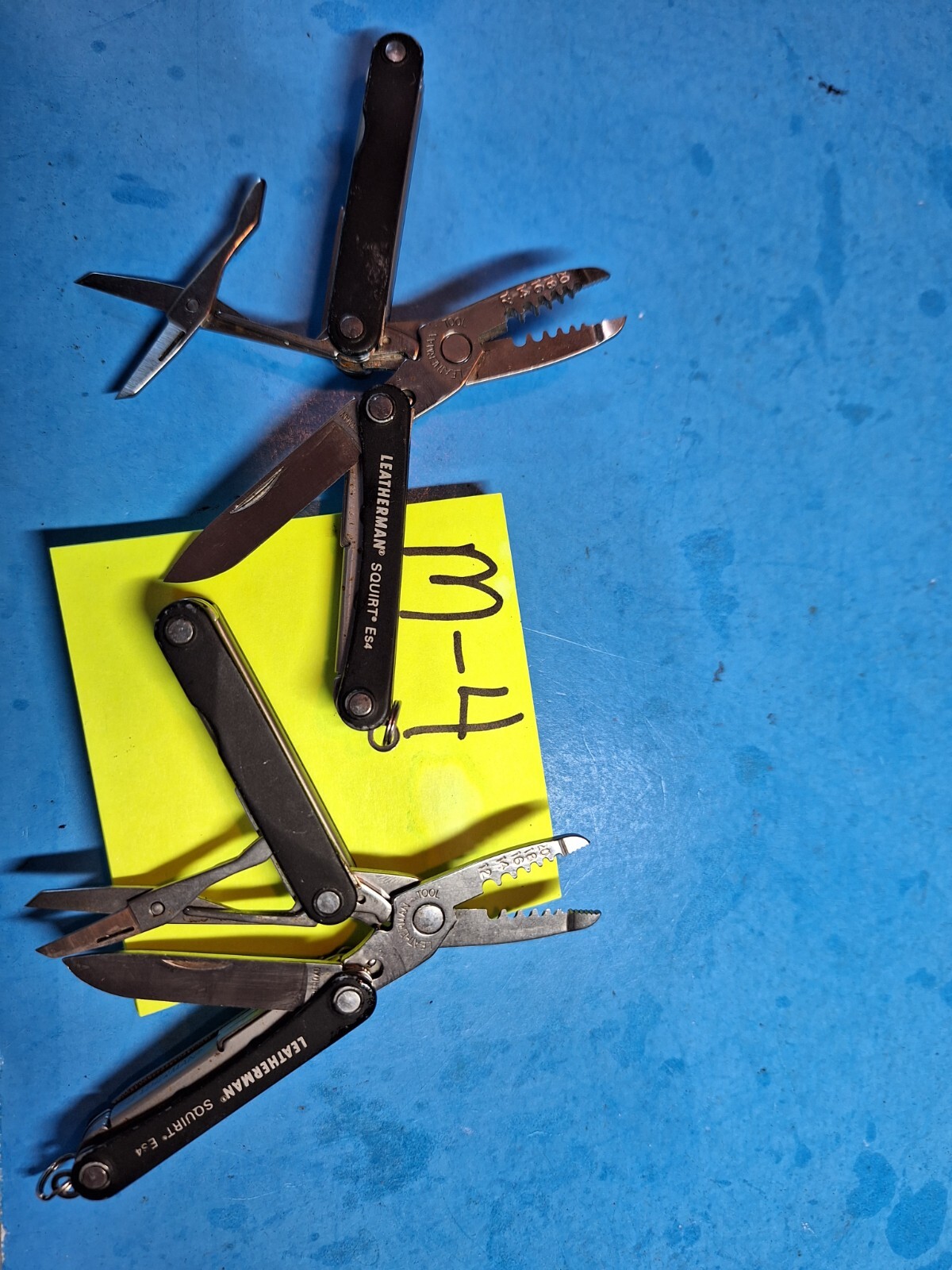 2 LEATHERMAN ES4 BLACK Multi Tools AIRPORT CONFISCATION Lot M-4