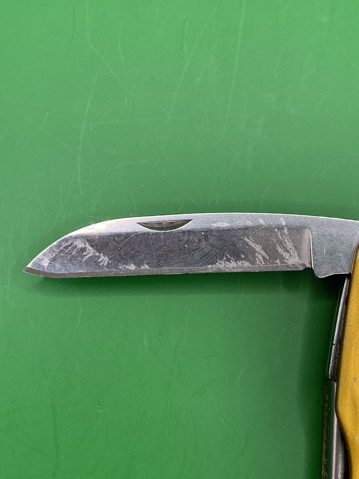 Leatherman Juice C2 Sunrise Yellow Multi-tool Rare Retired