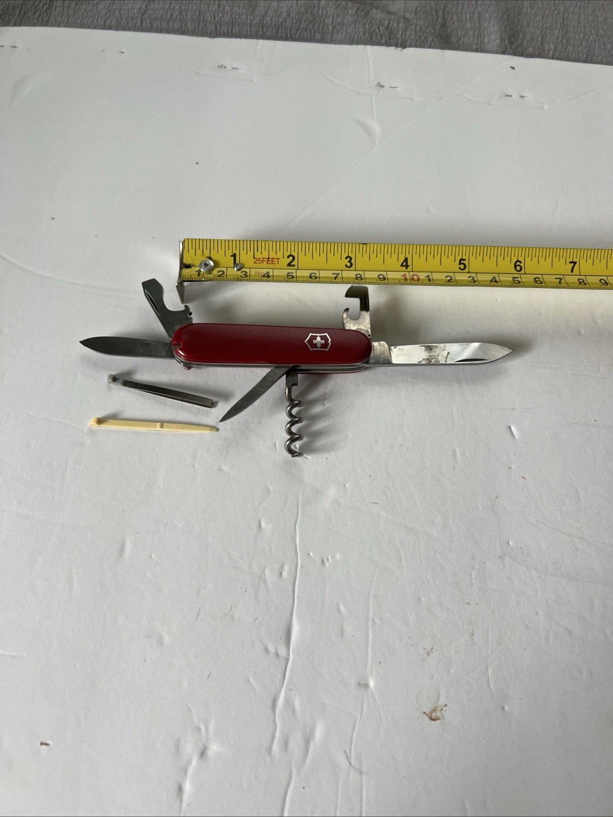 Victorinox Officier Suisse Red 6-Tool Knife Corkscrew 2.5in Stainless