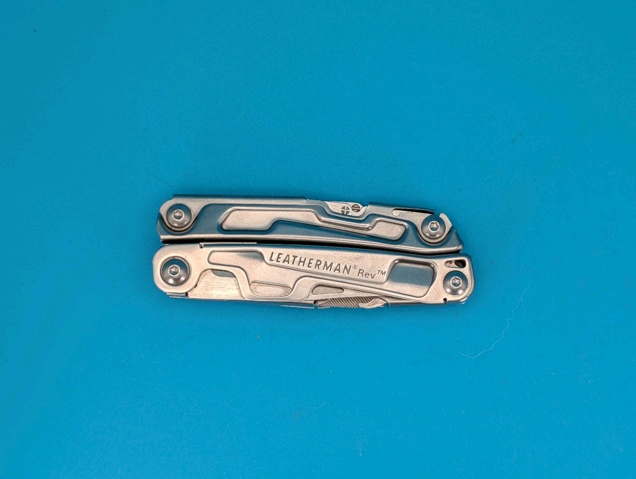 Leatherman Rev 3.8″ Multi-Tool, Stainless!