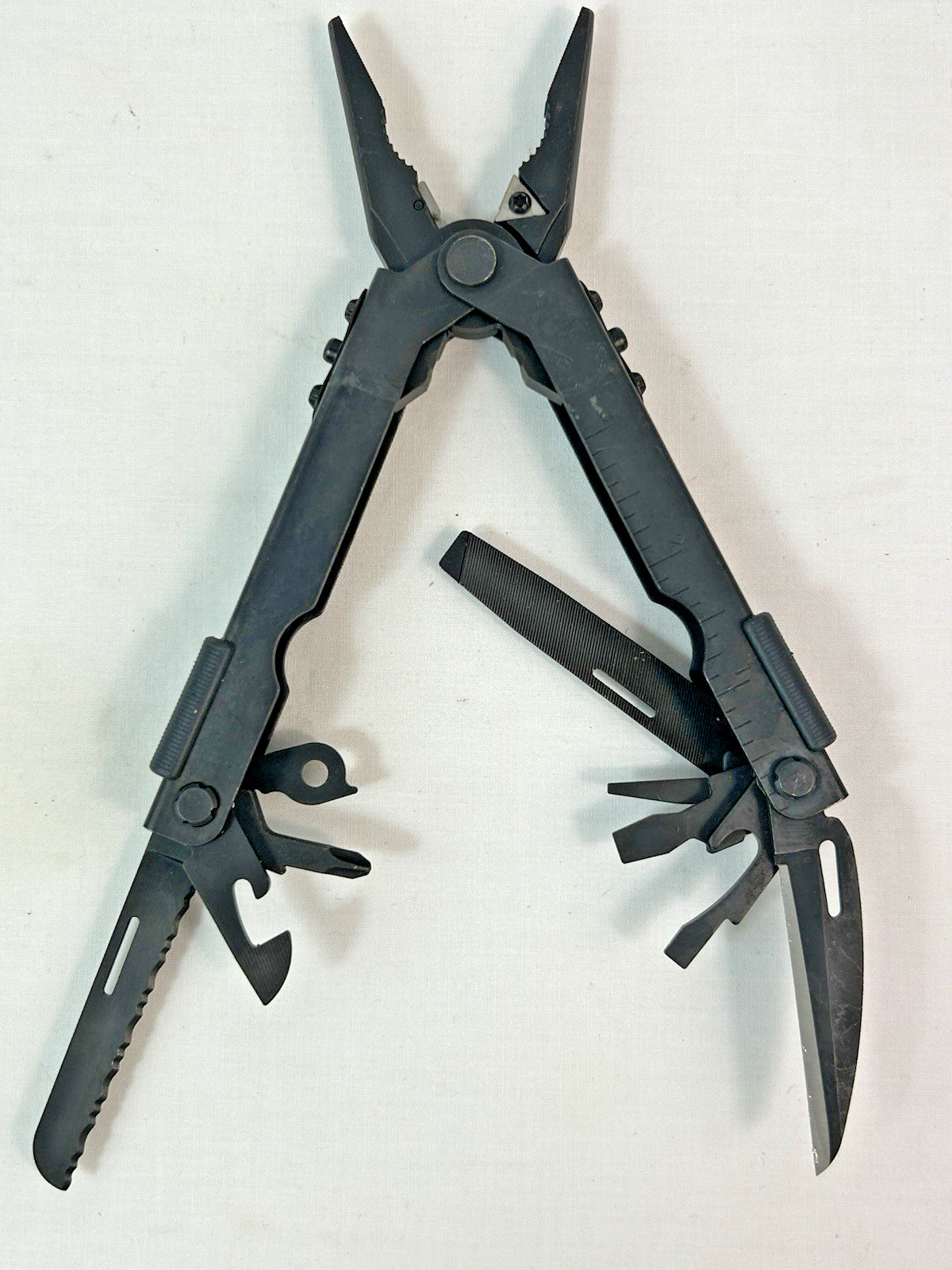 Gerber 75501 MP600 Needlenose Multi-Tool (Tool Only) Black Finish Stainless !!