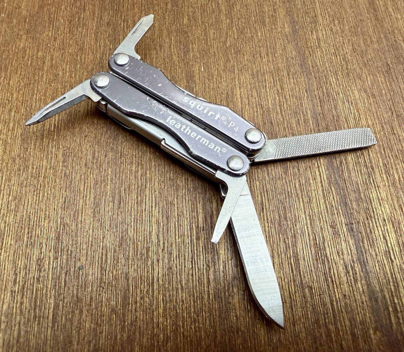 Leatherman Squirt P4.
