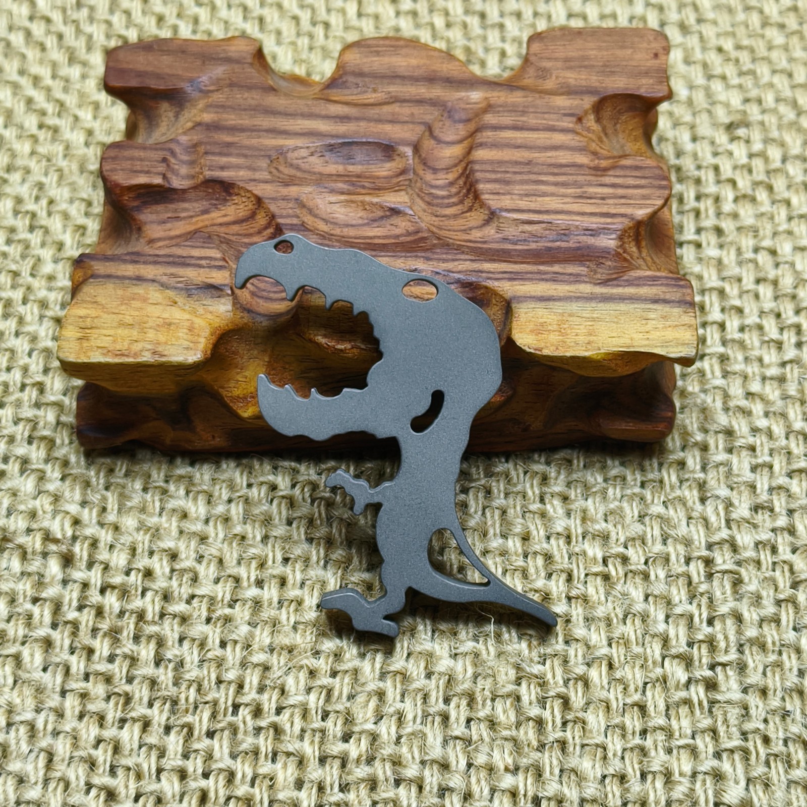 Opener EDC outdoor key chain pocket tools light Dragon REX dinosaur 5mm