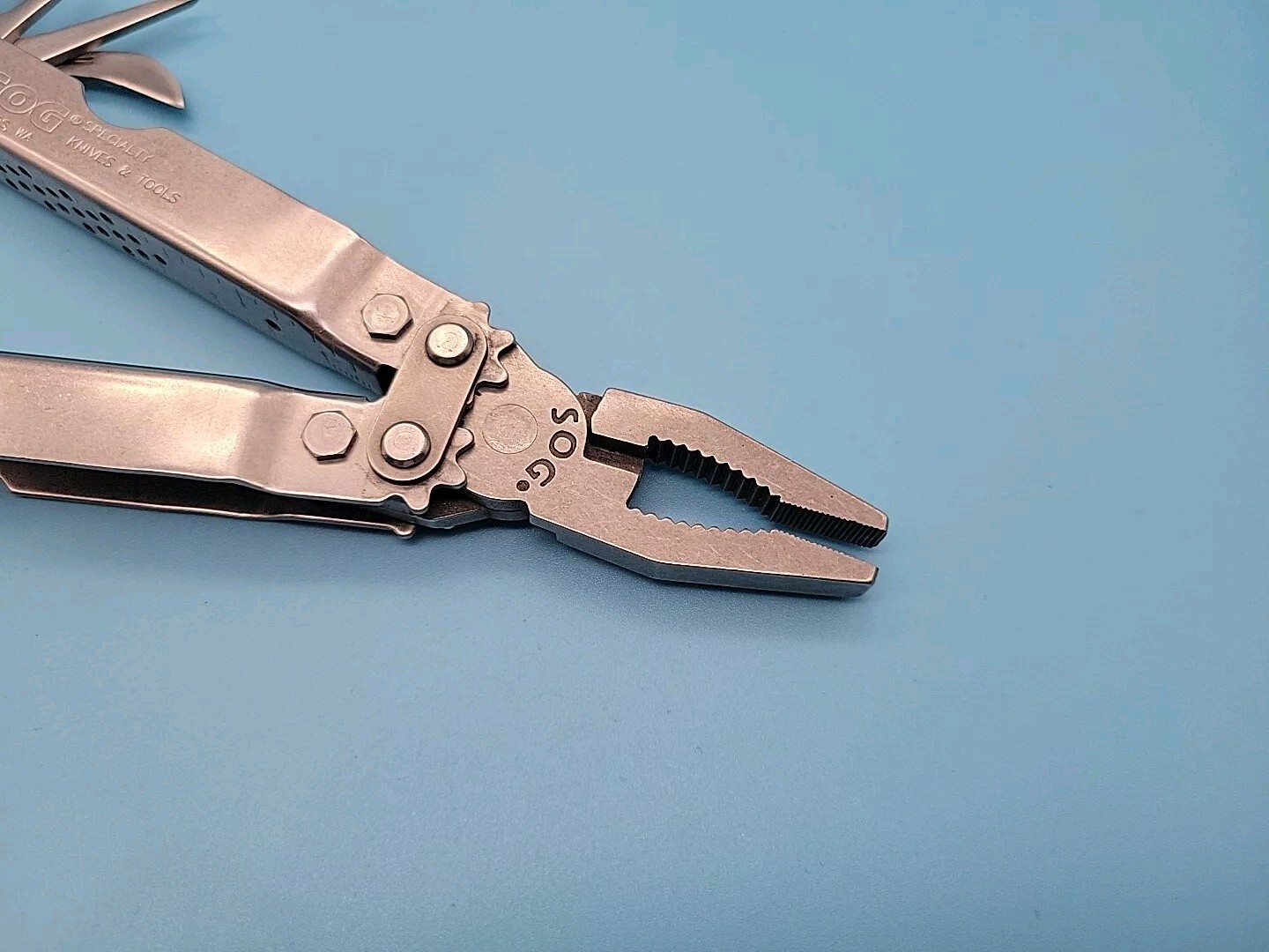 SOG Power Plier Multi-Tool – Rare Blunt Nose Pliers – Pocket Knife – Silver