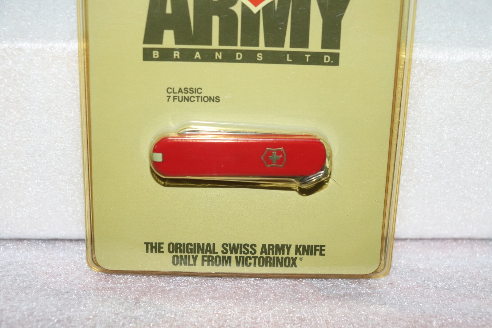 The Original Swiss Army Knife Classic 7 Functions Model No. CSS5014