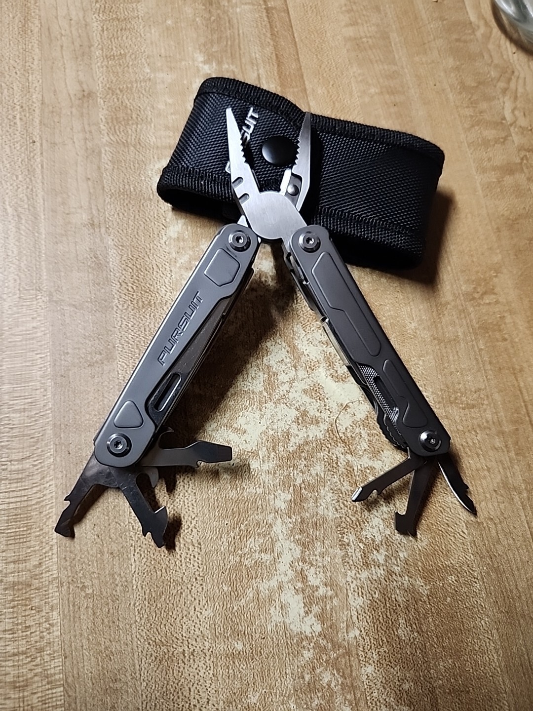 Pursuit Multi-tool W/ Belt Sheath 10 Tools Wire Cutters / Spring Assisted Open