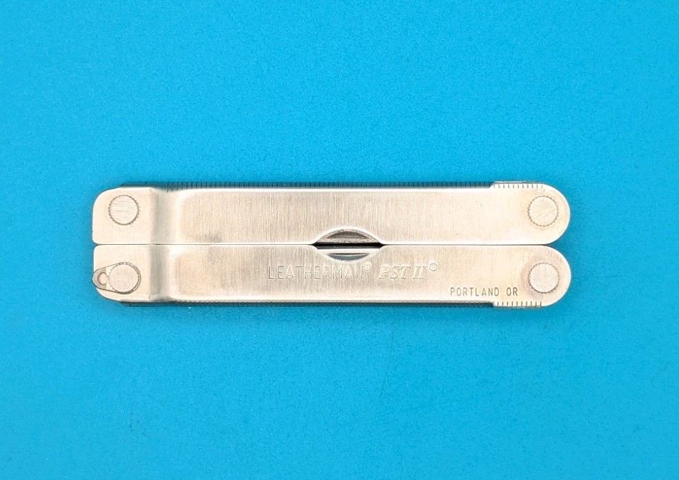 Leatherman PST 2 Multi Tool! 07/03 date stamp! Fast Shipping! WITH SHEATH!