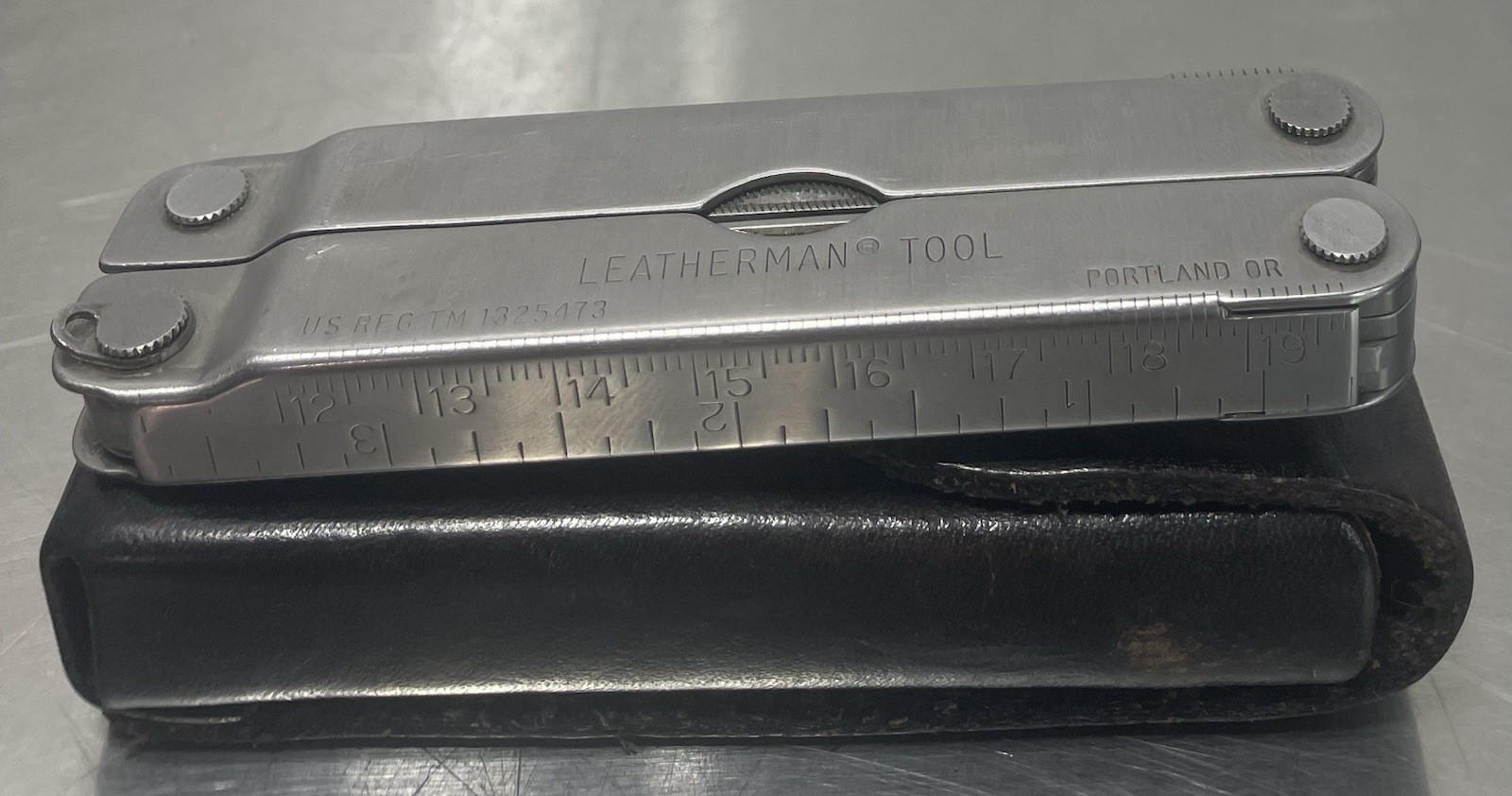 Vintage Original Leatherman Pocket Survival Tool PST ll Multi-Tool with Case