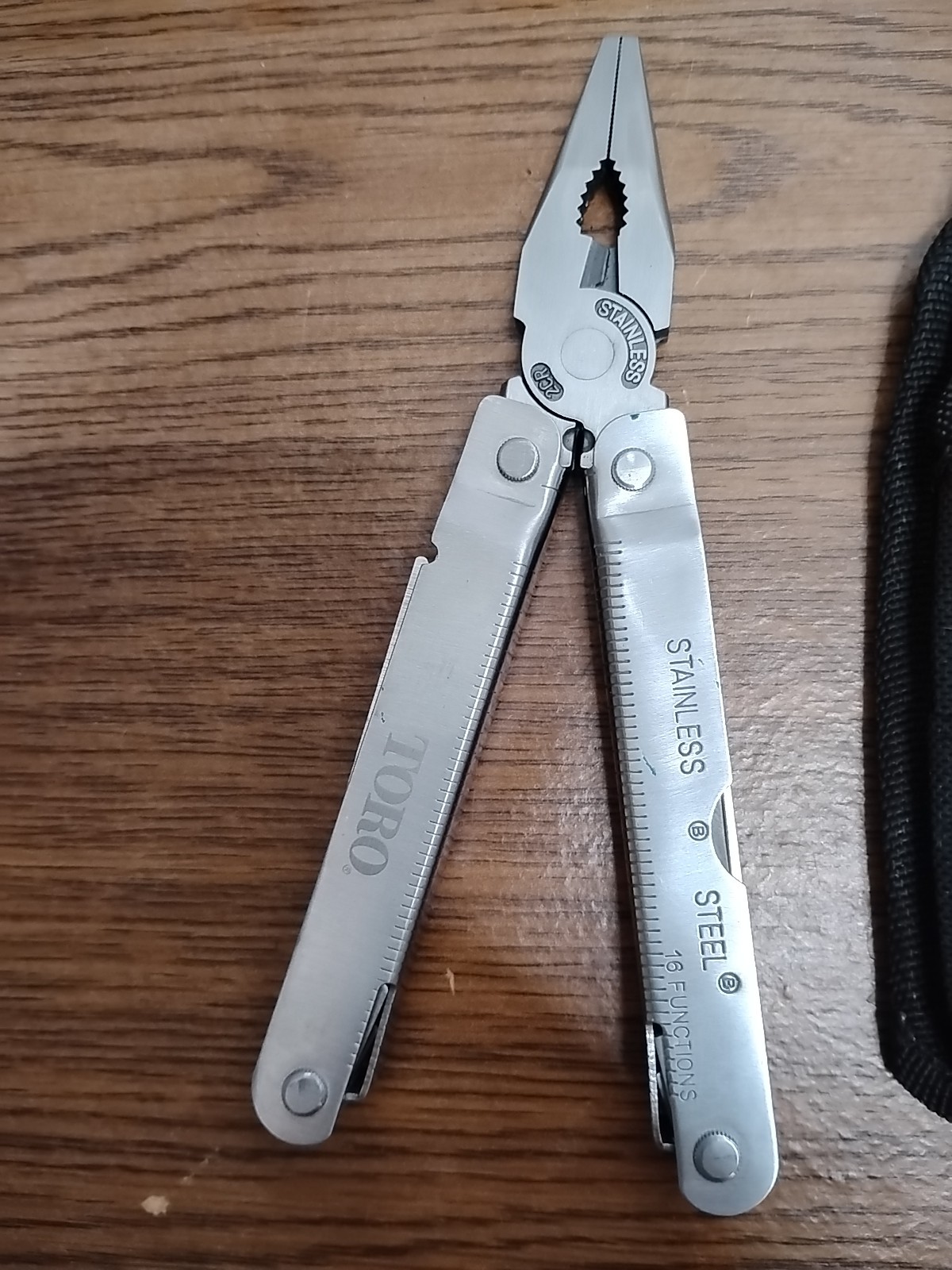Toro Lawnmower Tractor Branded Multitool “Leatherman” Type 16 Functions New