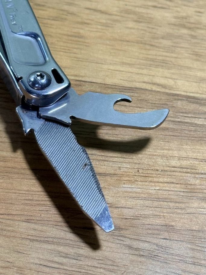 Leatherman Rev Stainless Steel Multi-Tool Pocket Clip Pliers Knife EDC Tool Used