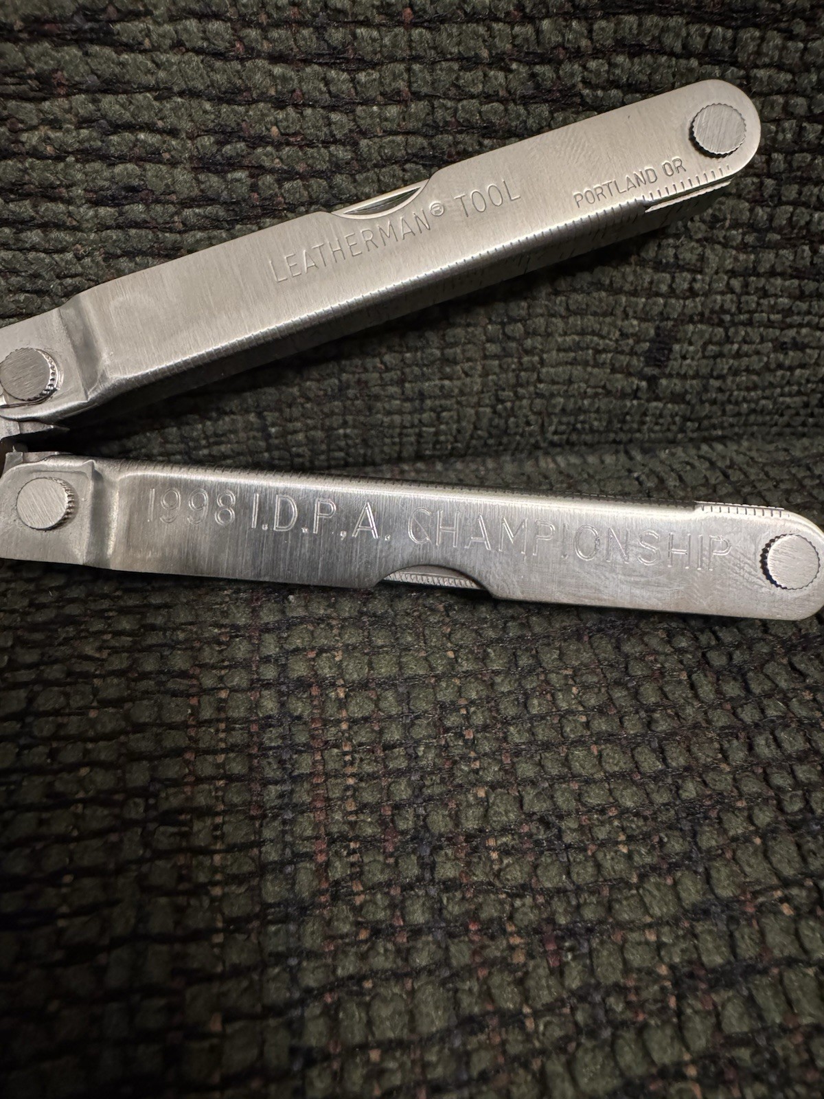 Vintage 1995(new) Leatherman International Defensive Pistol Association Engraved