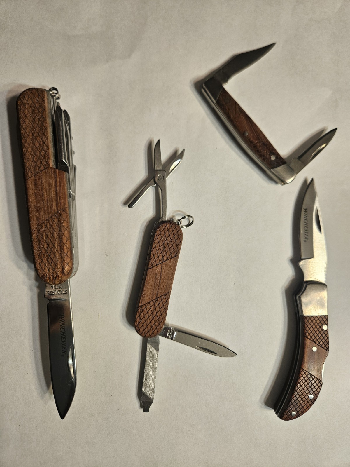 Winchester 4 Piece Wood Handle Pocket Knife /Multi Tool Set