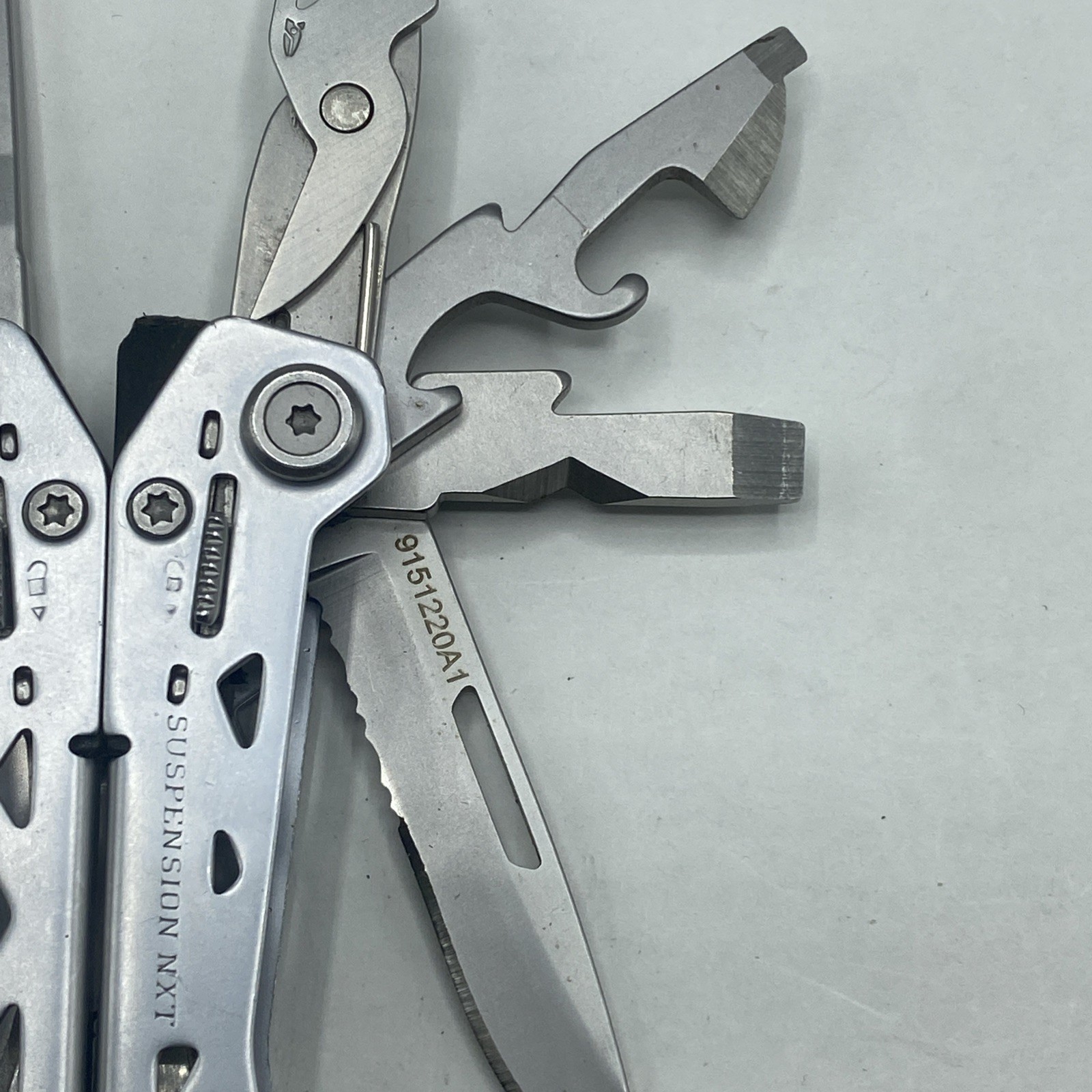 Gerber Suspension NXT & Paraframe I Knife Logo Combo – Silver