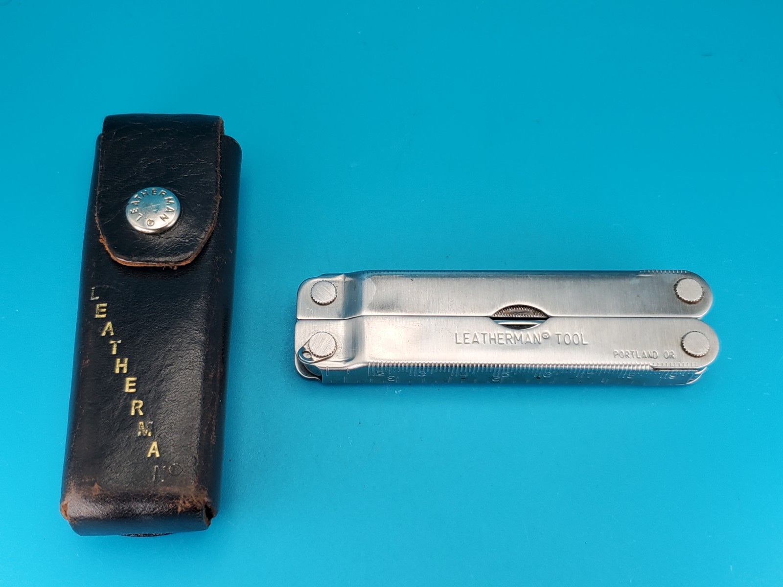 Leatherman PST Multi Tool! 01/00 Date Stamp! With Sheath!
