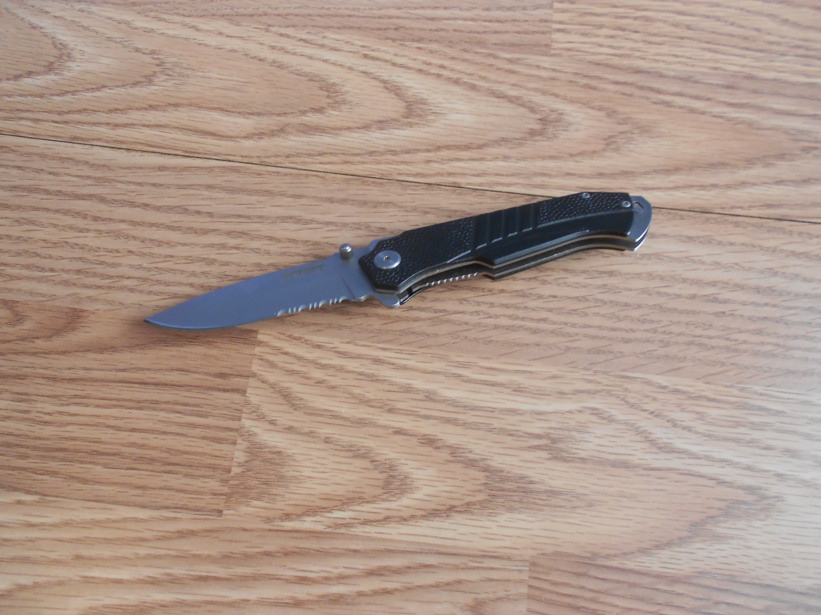 BULLET POCKET KNIFE 7 3/4″ OPEN 3 1/4″ SERRATED BLADE 4 1/2″ CLOSED STAINLESS