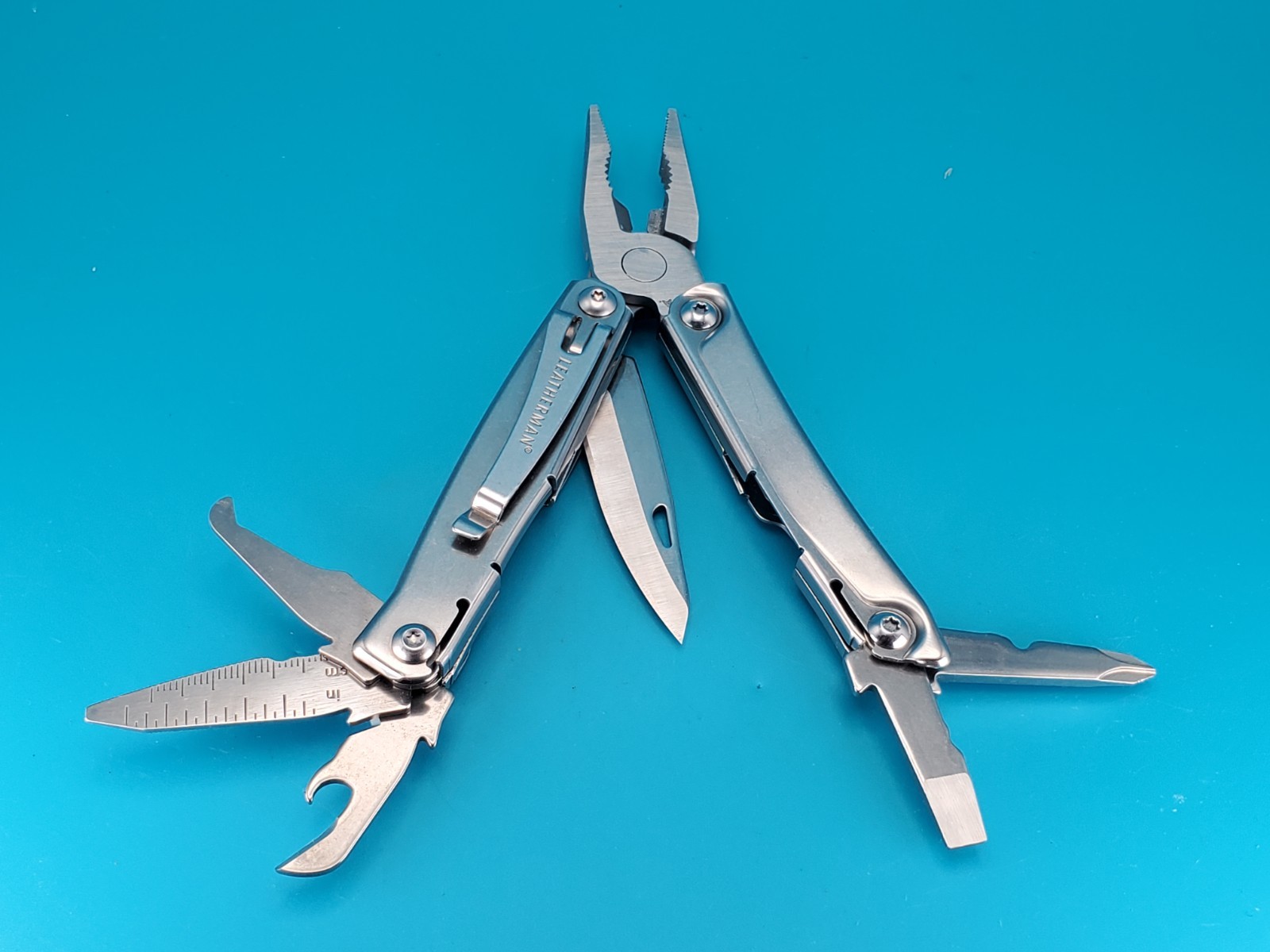 Leatherman Rev 3.8″ Multi-Tool, Stainless!