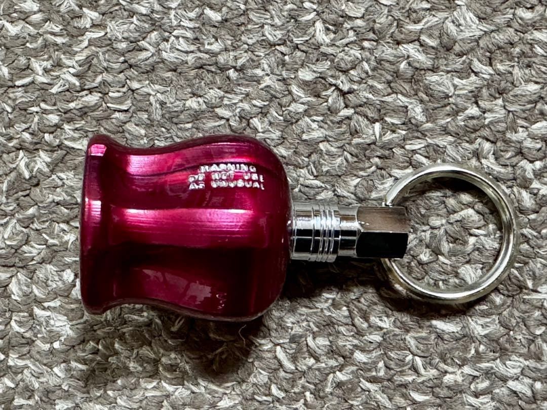 MAC TOOL Keychain, Metallic Red, Red Pearl, Detachable Mac Tools