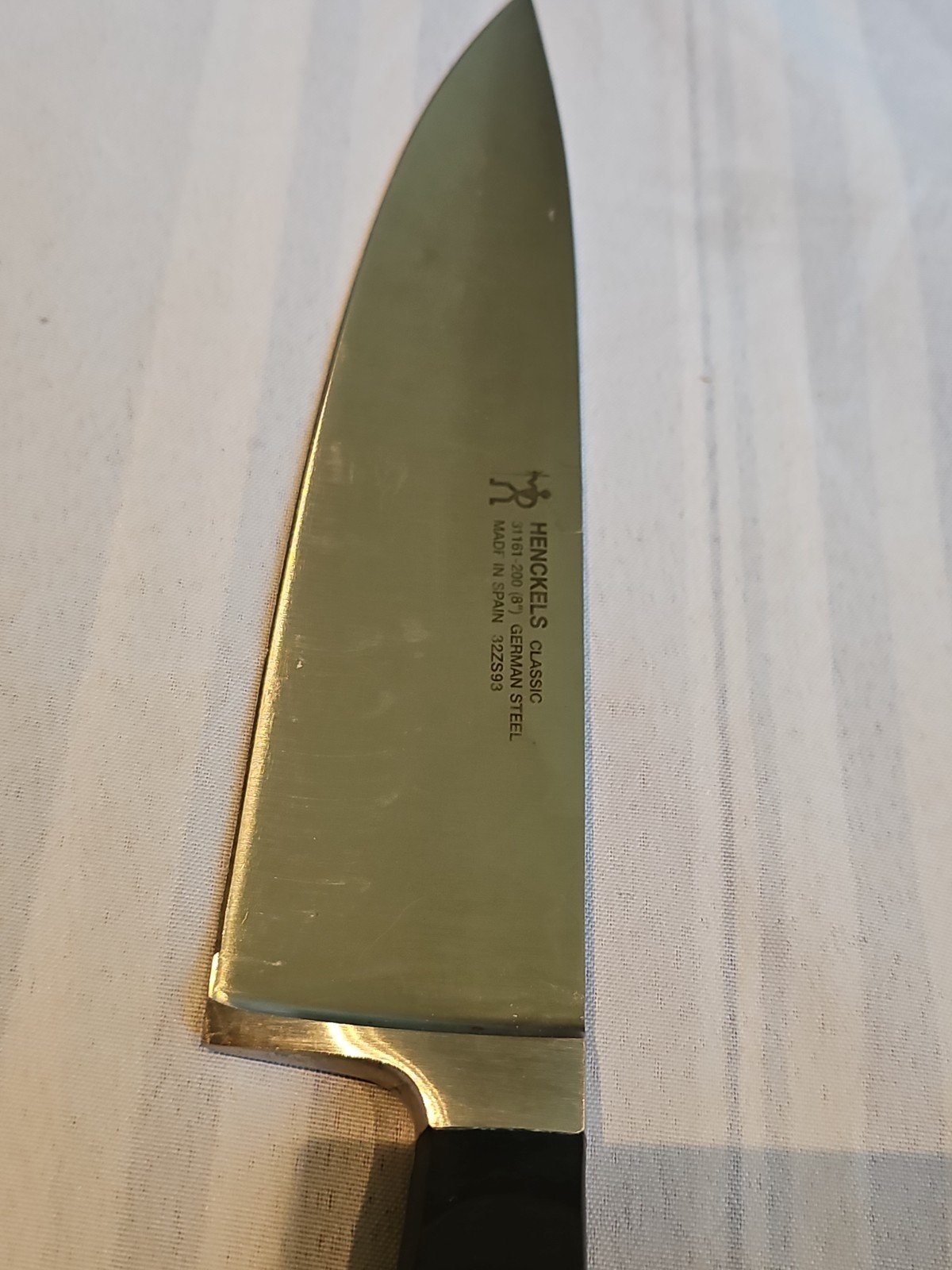 J. A. Henckels International Classic 31161-200 8″ Stainless Chef’s Knife Spain.,