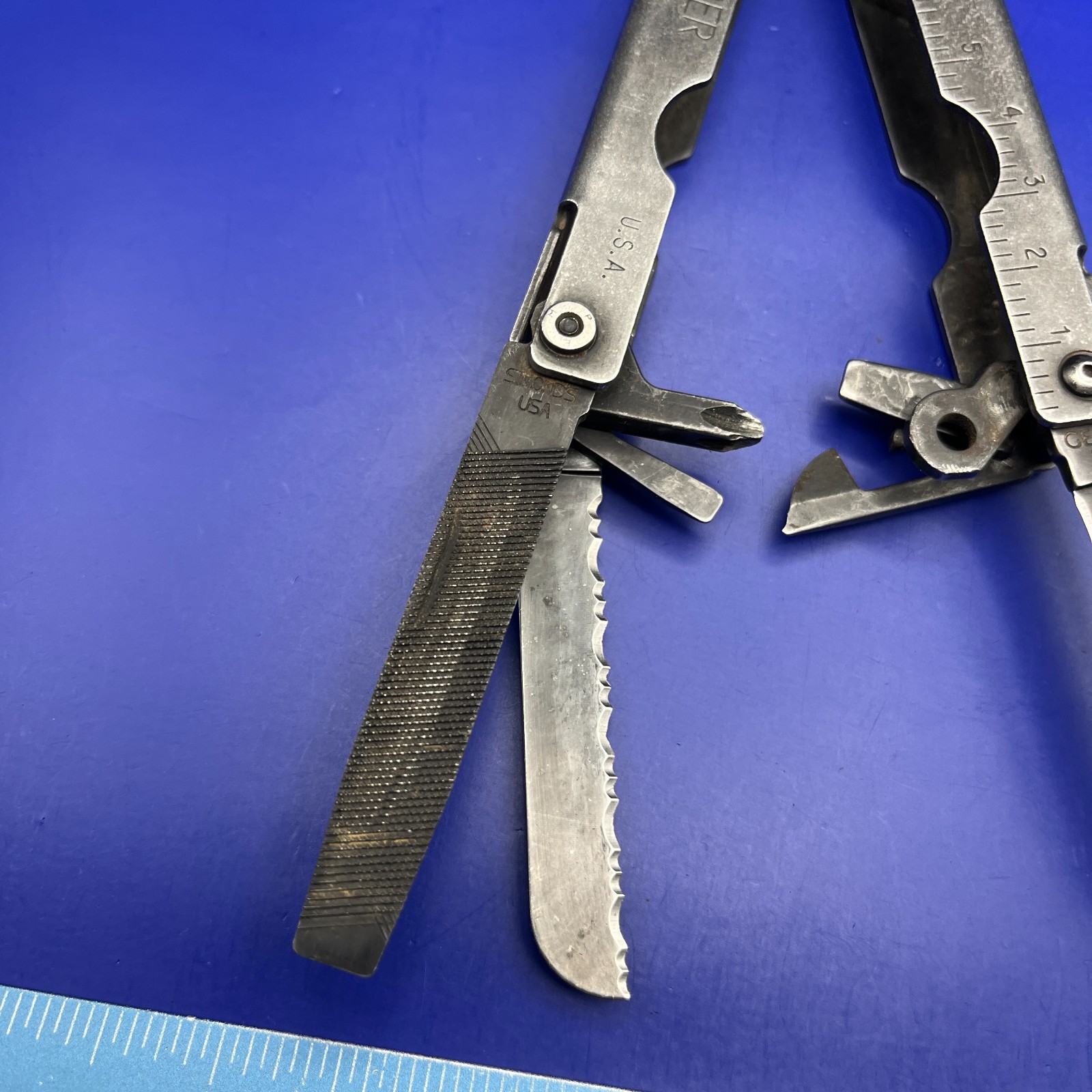 Vintage Gerber MP600 Black Oxide Multi-tool