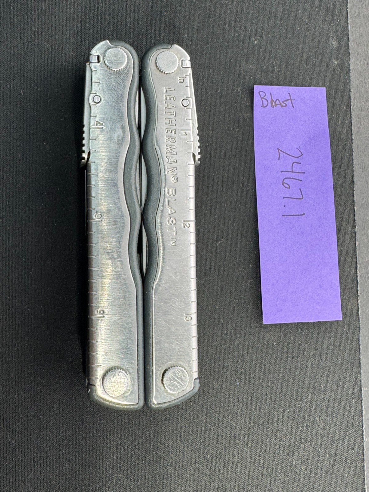 Leatherman BLAST Multi-Tool , Retired Multitool w/ Knife Pliers