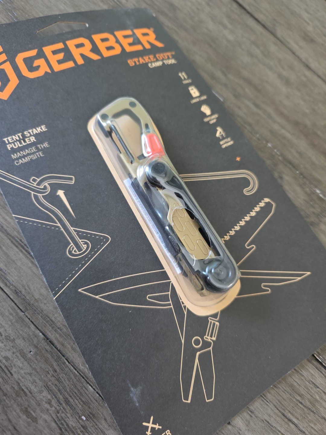 Gerber Stake Out Multi Tool 11 Tools In 1 2.5″ Stainless Steel Blade 3.9 OZ