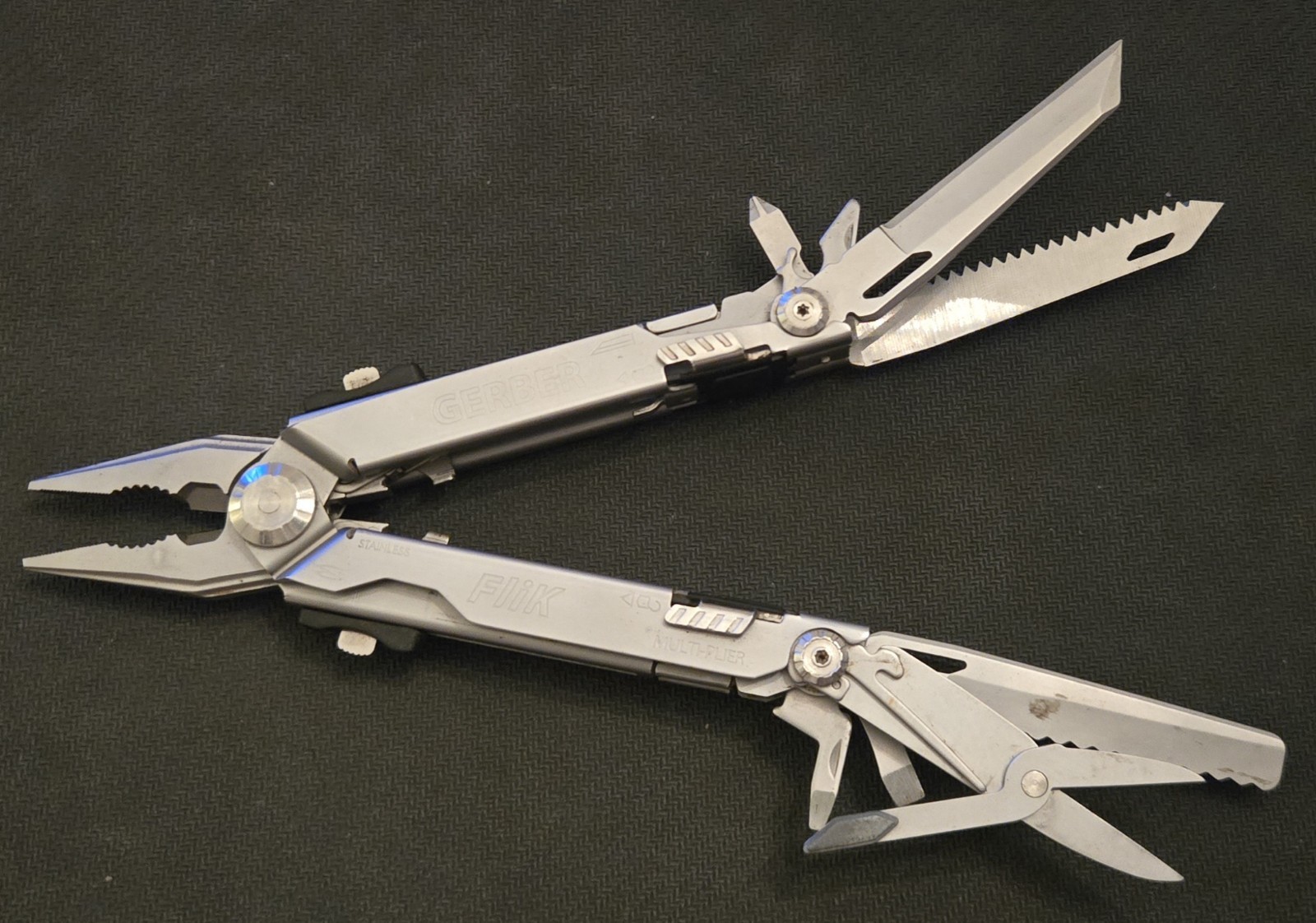 Gerber FLIK Fishrman MultiPlier Multitool With Sheath Good Condition