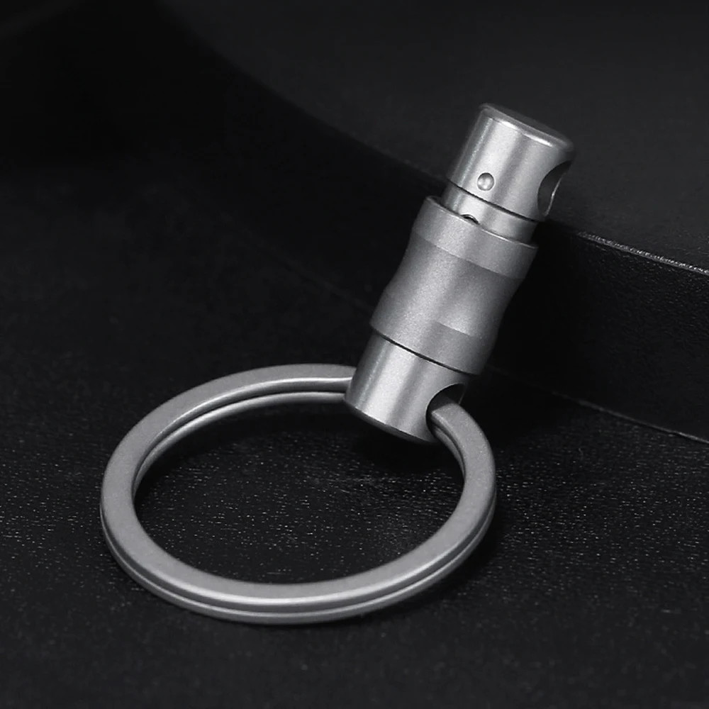 Titanium Alloy Quick Release Car Key Chain Connecting Buckle Rotary Keychain EDC