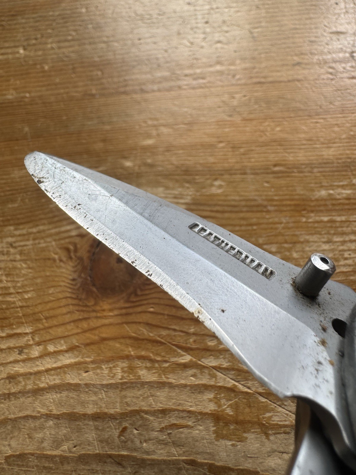 Leatherman c308 Retired Knife Multitool – Heavy Use