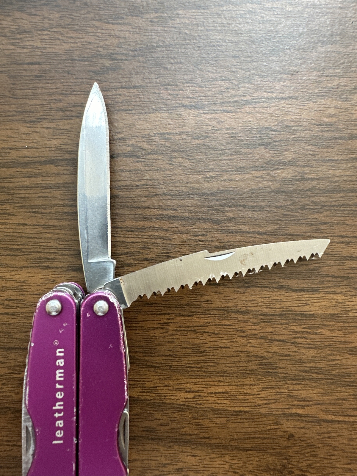 Discontinued Gen 1 Purple Leatherman Juice XE6, Fish, Great EDC *READ*