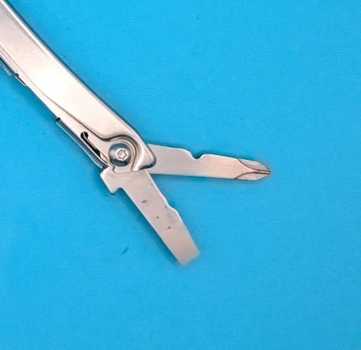 Leatherman Bolster 13 Tool Stainless Steel Multi-Tool!