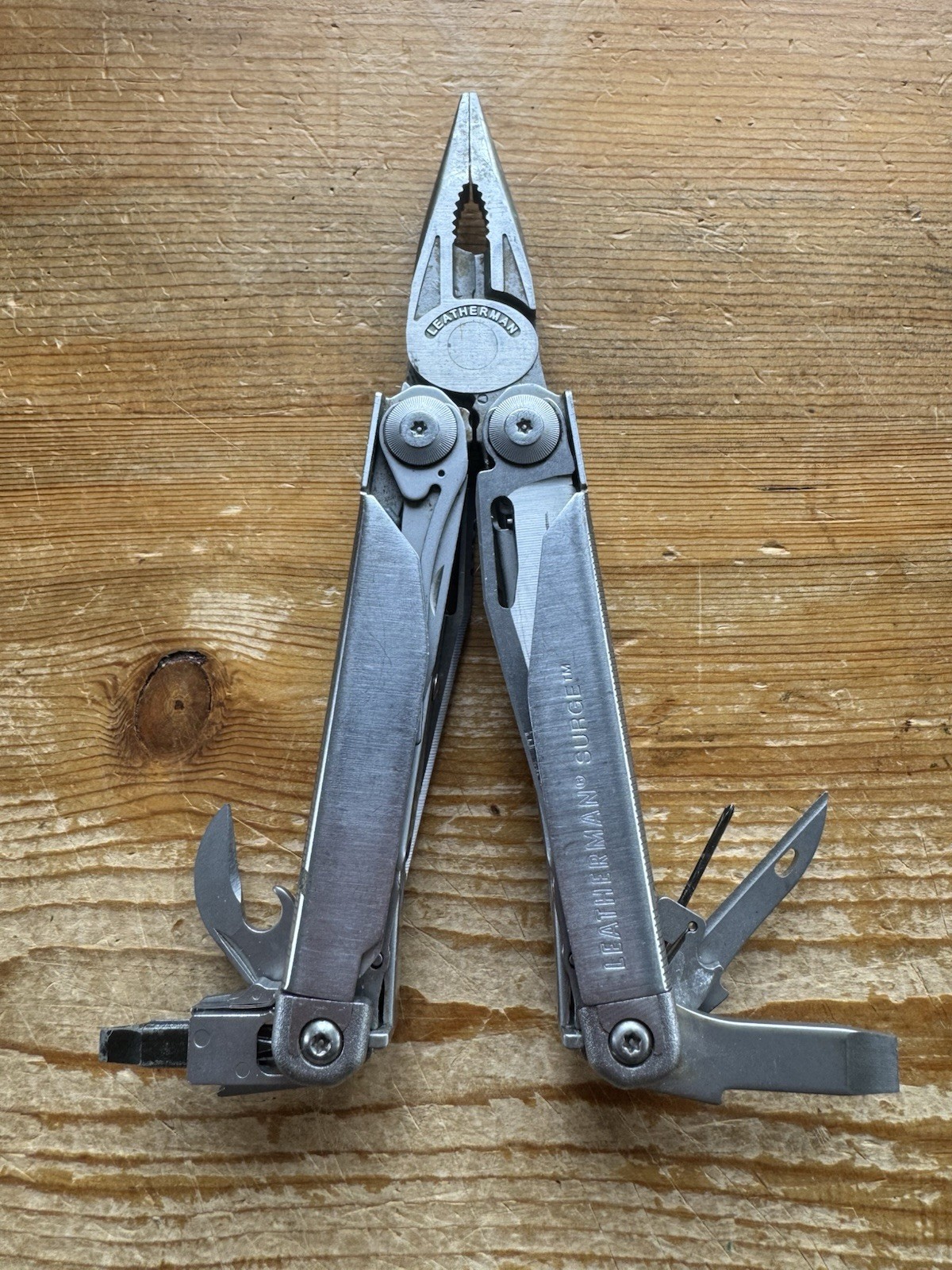 Leatherman Surge Multi Tool Heavy Duty Large Stainless Steel