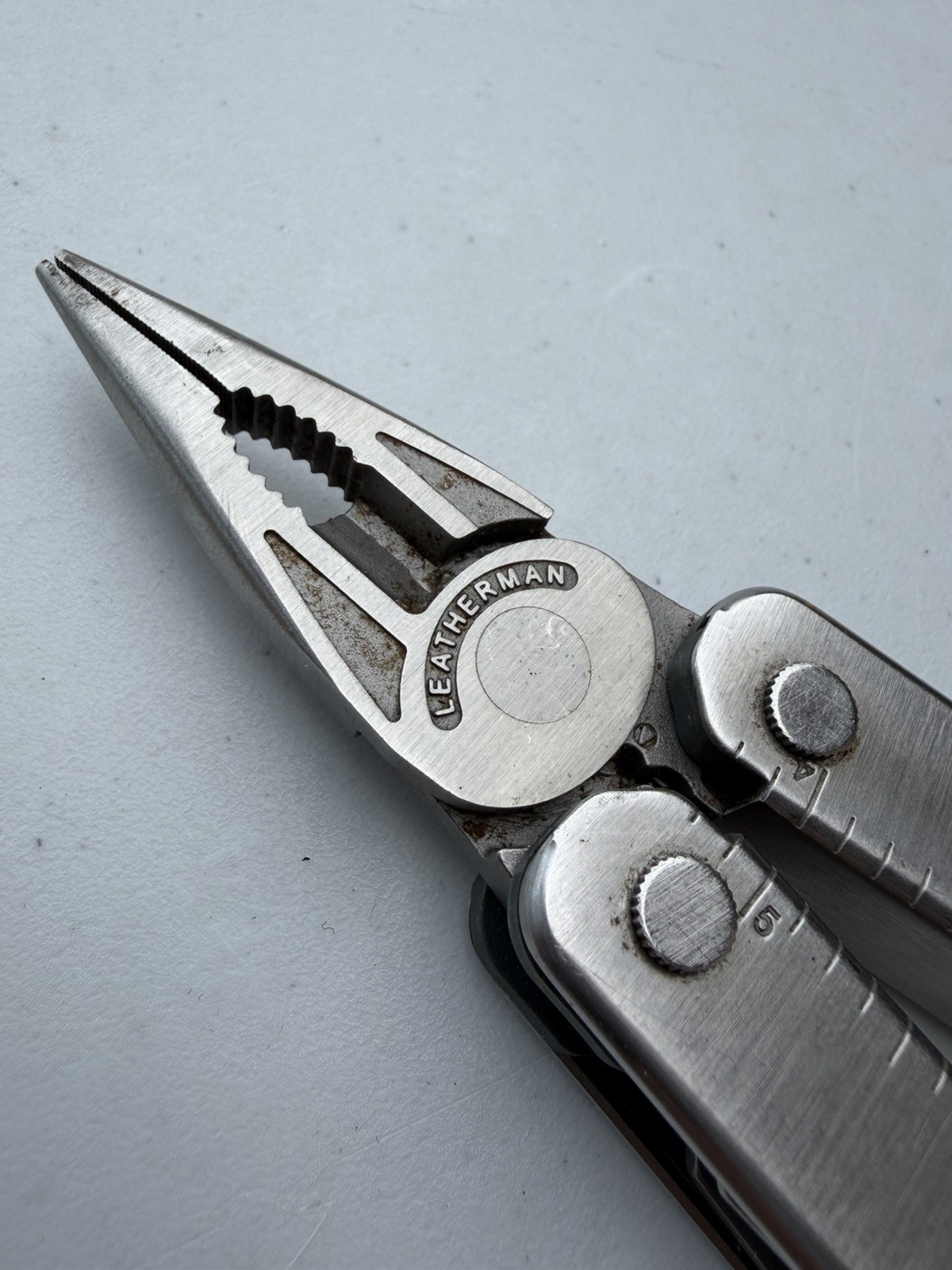 Leatherman Core Stainless Steel Multitool w/ Pliers, Knife – Discontinued –