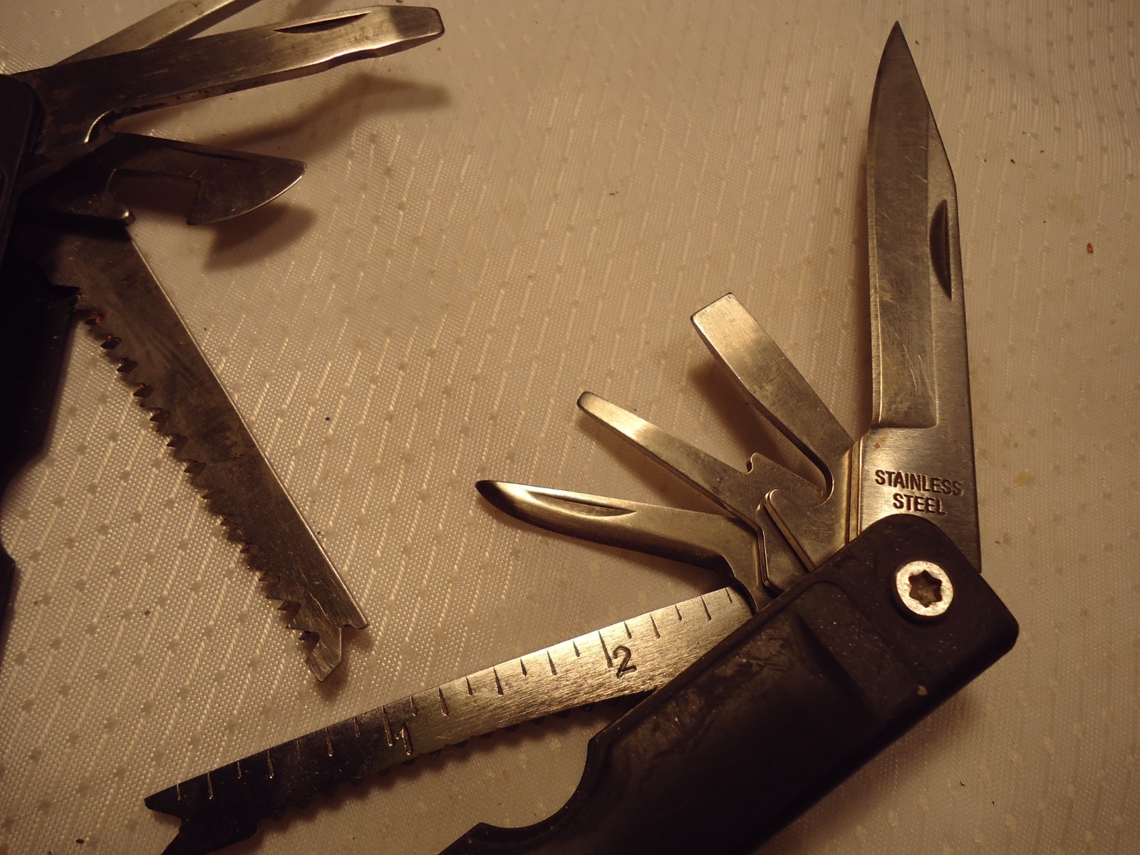 Eddie Bauer 10-1 Tool with leather case 4.5×1.5 /stainless steel