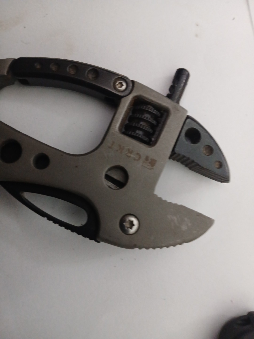 CRKT Knife/Multi-Tool Guppie Gray/Black 8 Tools & LED light & Belt Clip & sheath
