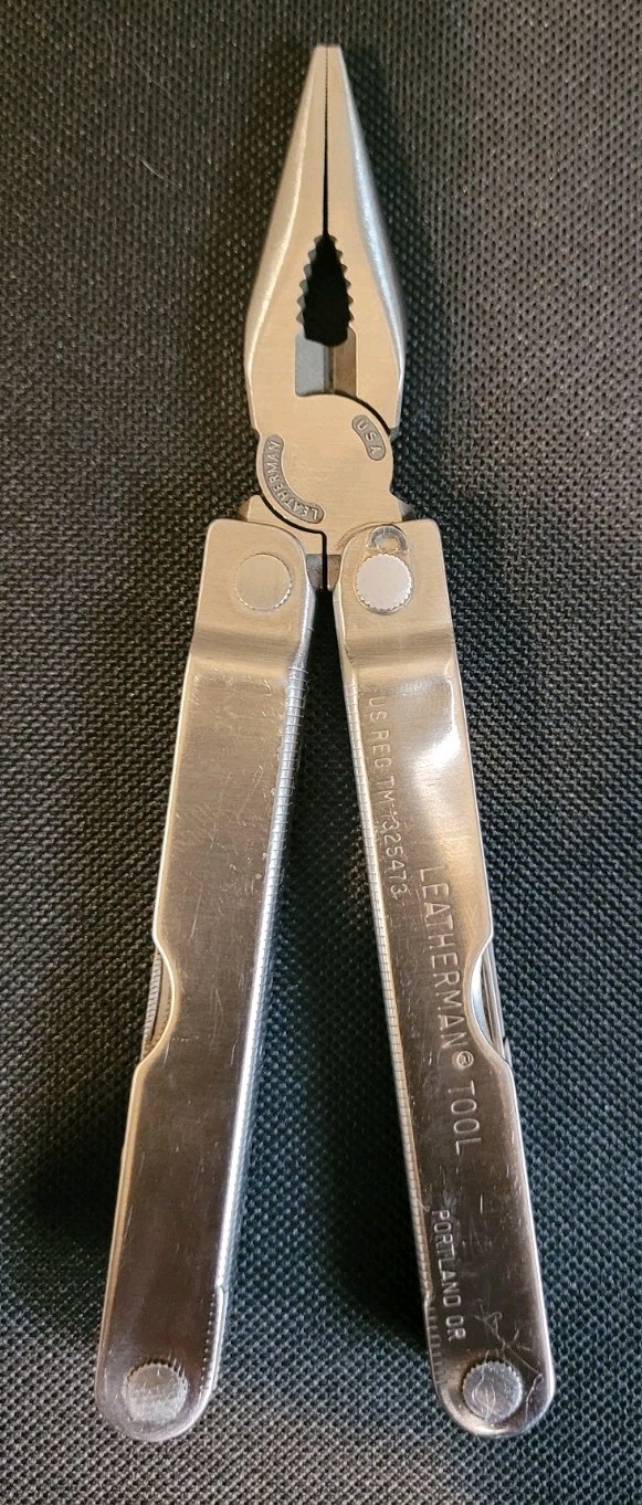 VINTAGE LEATHERMAN SURVIVAL TOOL ORIGINAL MULTI-TOOL TM1325473 Mint Condition