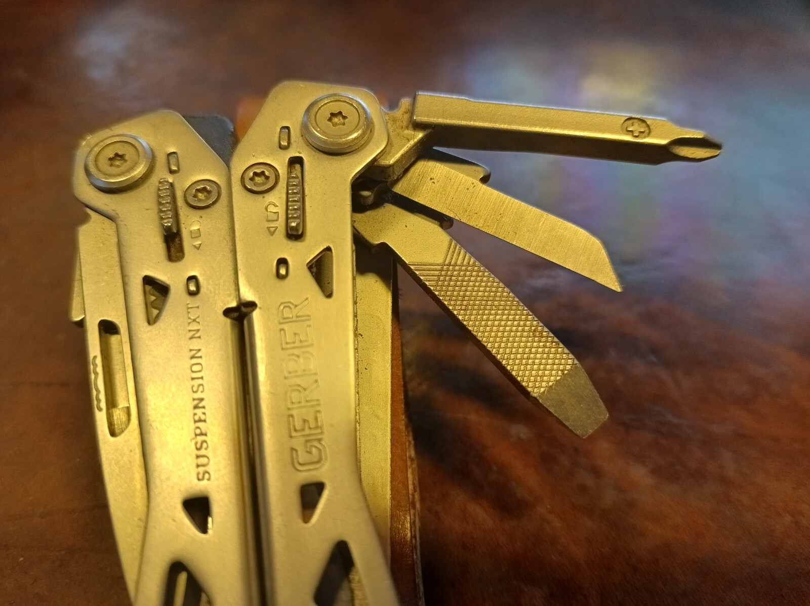 Gerber Suspension NXT Stainless Steel Multi-Tool, 10 function, belt clip