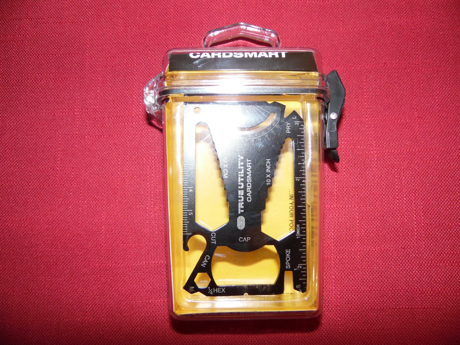 True Utility TU207 CardSmart wallet sized EDC pocket small light multi tool