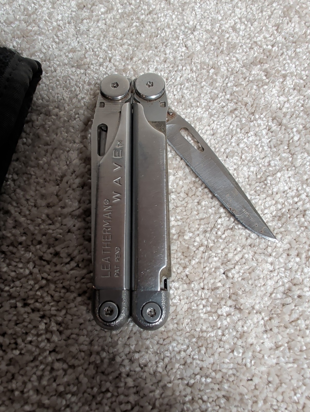 Retired Original Leatherman Wave Multitool w/Sheath