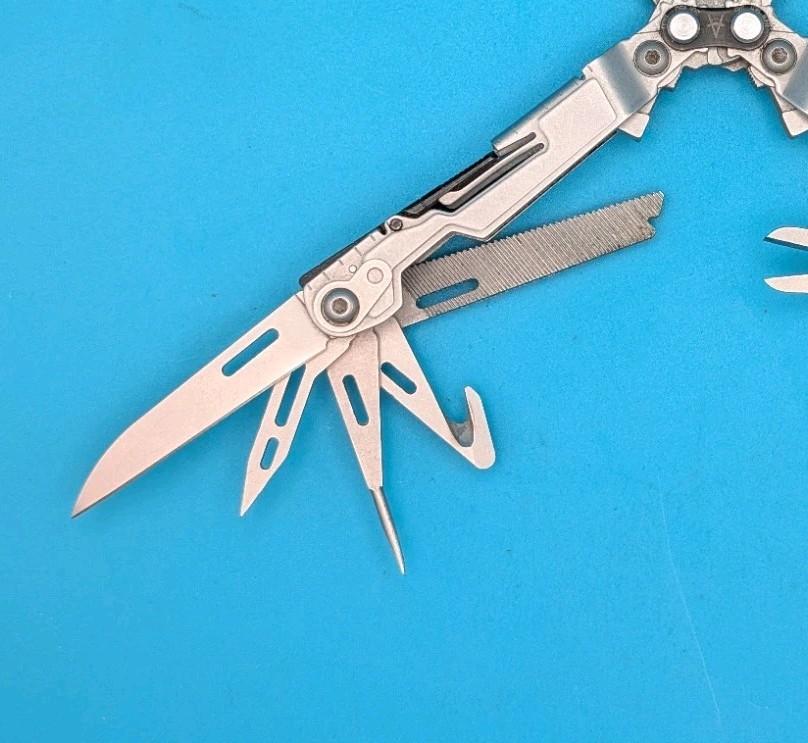 SOG PowerPint Tool Compact Lightweight Silver Multi-Tool!