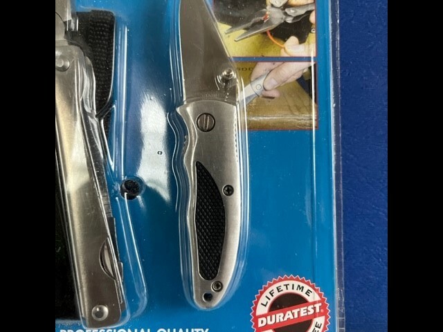Duratest 15-in-1 Stainless Steel Multi-tool with 2″ Locking Knife – NEW