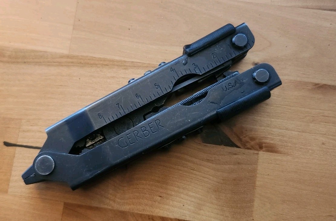 Gerber MP600 Multi-Tool Multi-Plier Black Oxide – Great Condition – B32