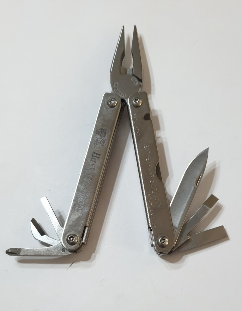 🔥🔥 Leatherman Squirt PS4 Red Rare Retired Used Multi Tool Keychain Collectable