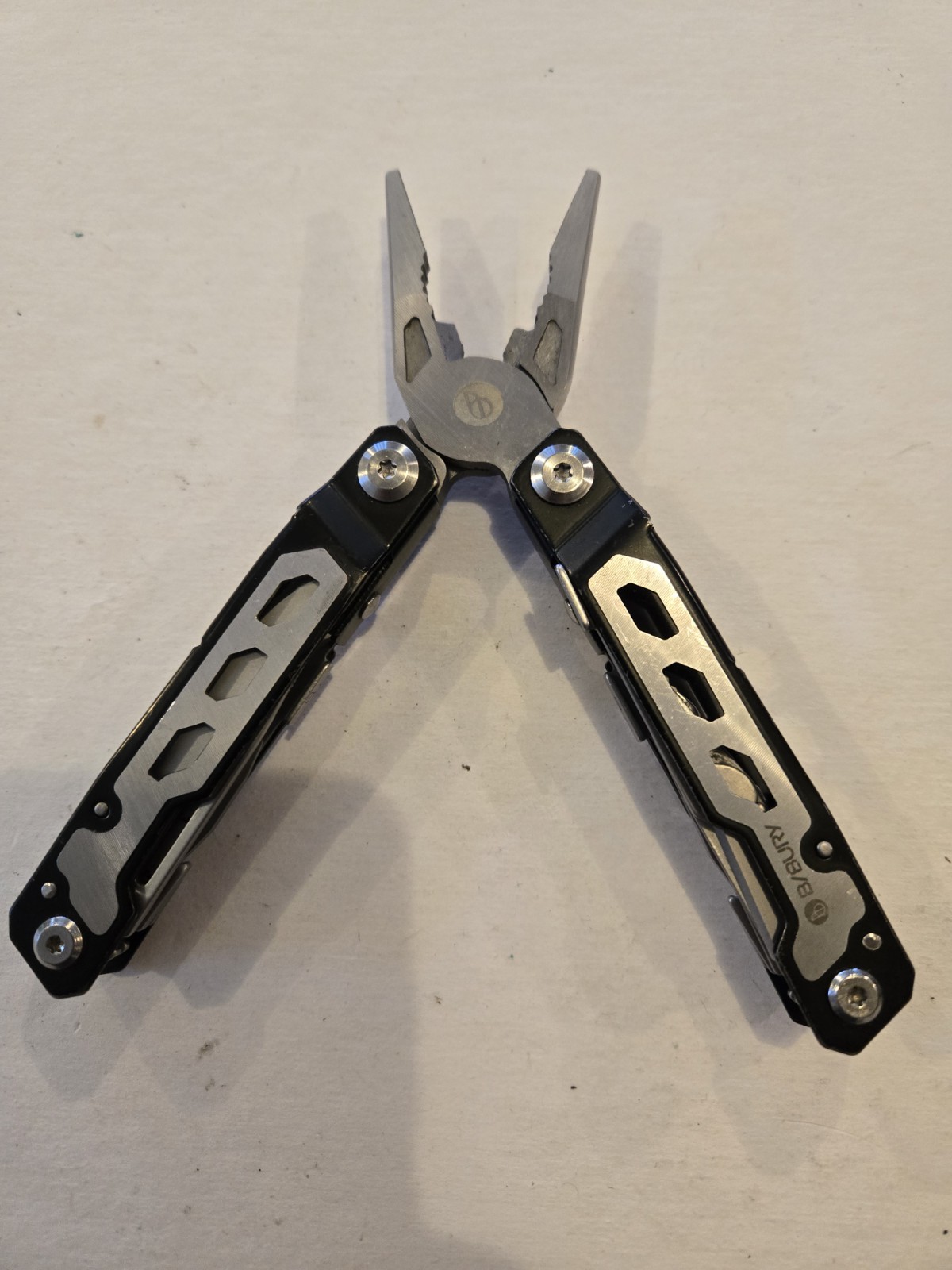 B/Bury Multi-Tool Knife, Scissors Very Good Condition TSA Confiscated