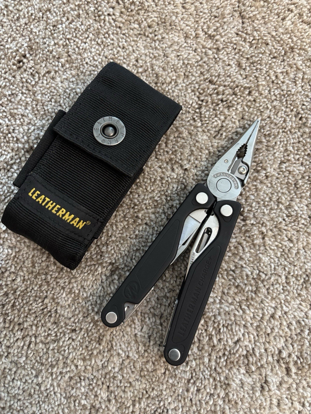 LEATHERMAN Charge Plus 19-in-1 Full-Size, Versatile Multi-tool