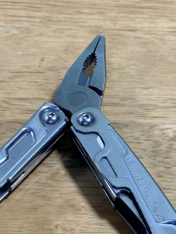 Leatherman Rev Stainless Steel Multi-Tool Pocket Clip Pliers Knife EDC Tool Used
