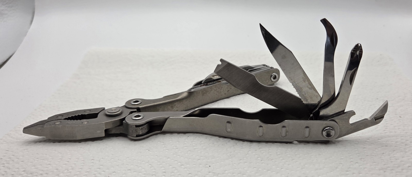 Schrade Tough Tool ST1 Multi-Tool with Sheath Made in the USA