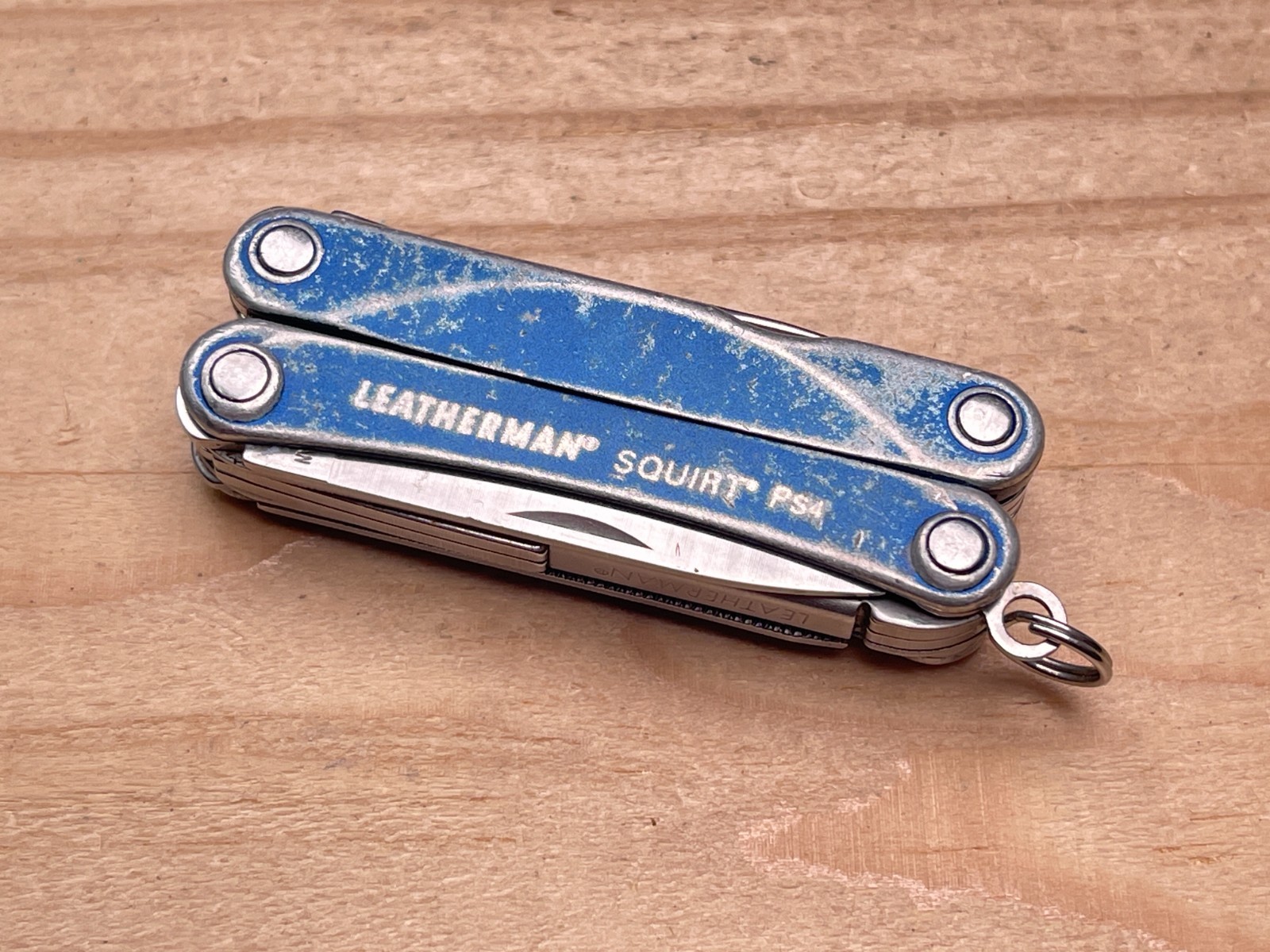 Leatherman Squirt PS4 Blue Multi-tool Knife – Broken Scissors Spring – Retired